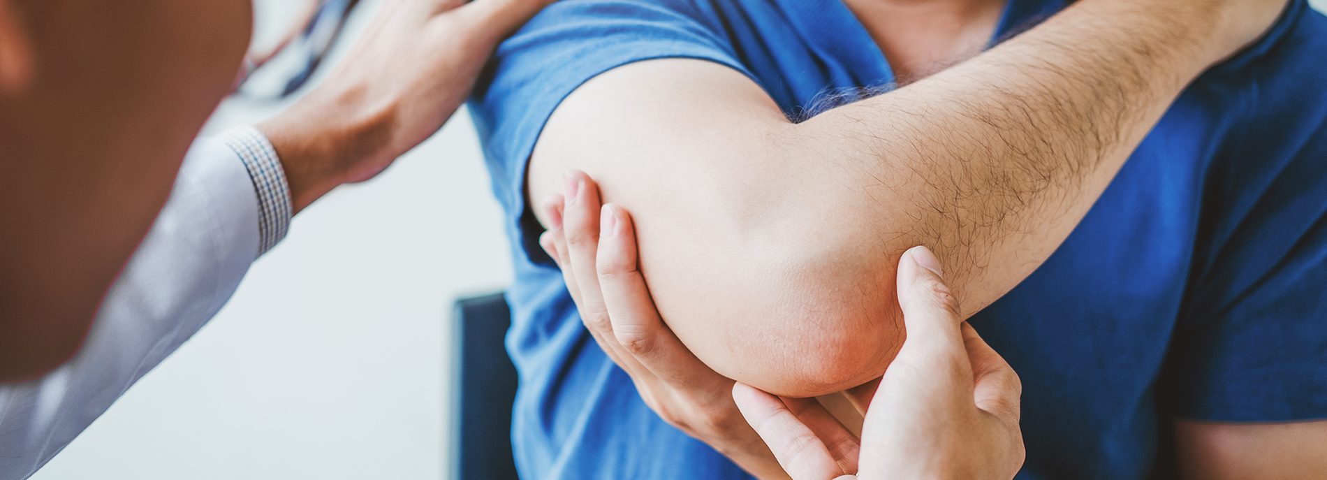 Behandlungen für Tennisarm (Epicondylitis humeri radialis) in unserer Orthopädiepraxis in Düsseldorf