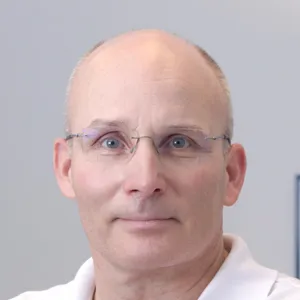 Dr. Karsten Hopp - Facharzt für Orthopädie und Unfallchirurgie, Osteopathie, Chirotherapie, Schmerztherapie der Wirbelsäule (Mikrotherapie)