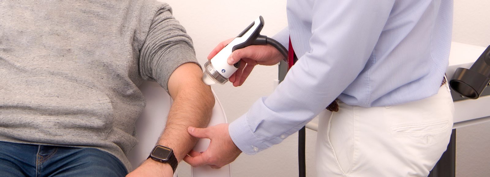Extrakorporale Stoßwellentherapie (ESWT) zur Schmerzreduktion in Düsseldorf
