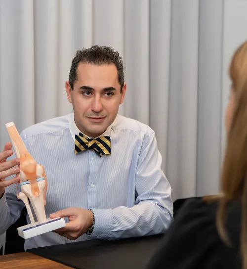 Dr. Amir R. Ghasemi FRCS (Tr &amp; Orth)